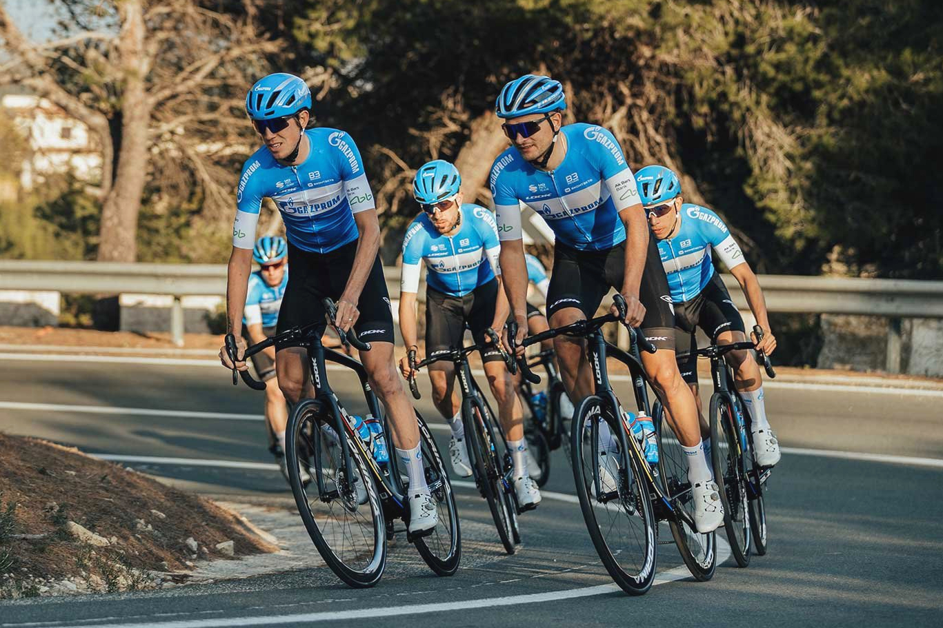 www.cyclingnews.com